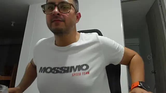 LucaBorbon live cam