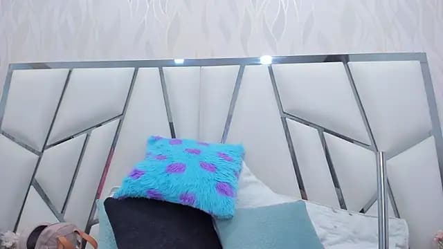 _aurora18_ live cam