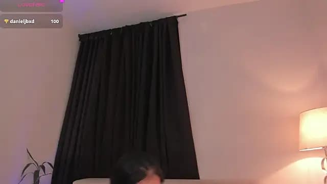 Holly_velvett live cam