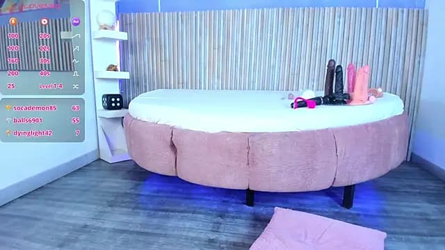 Saracooper__ live cam