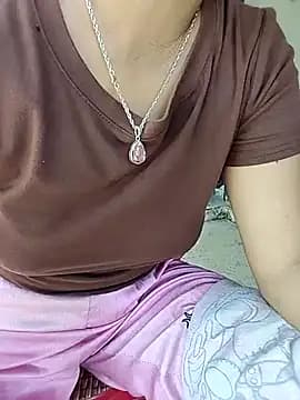 Irin_jo live cam on Stripchat