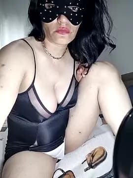 Nergiz2135 live cam