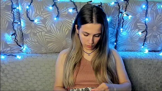 MaggieCake live cam