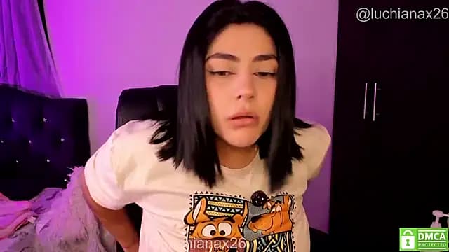 lucy26_ live cam