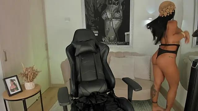 BellaRossii live cam on Stripchat