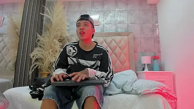 wesley_boyy_ live cam