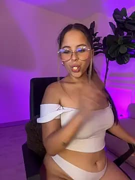 MayaLee_ live cam