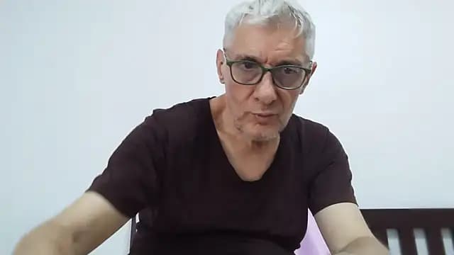 BIGUNCUTHARDCOCK live cam