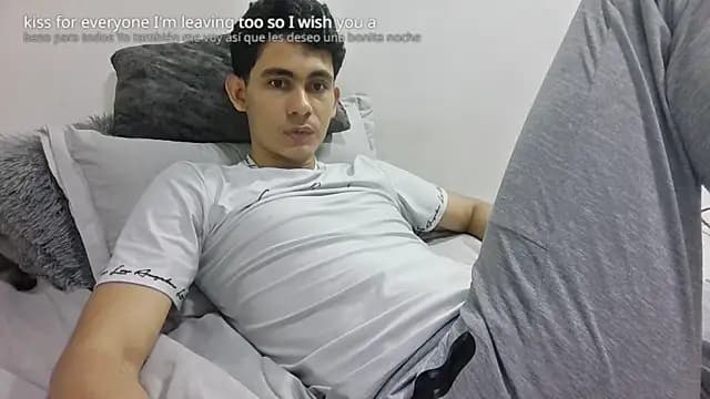 alexispaez457062 live cam