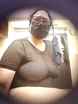 Lovenehaa live cam