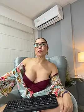 AnnaJaimes live cam