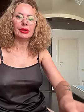 Tania201243 live cam