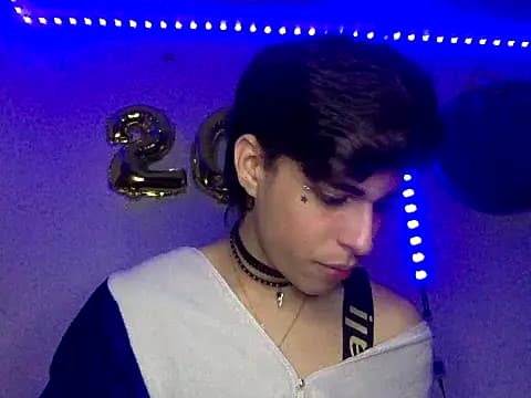 andrytedu_20 live cam