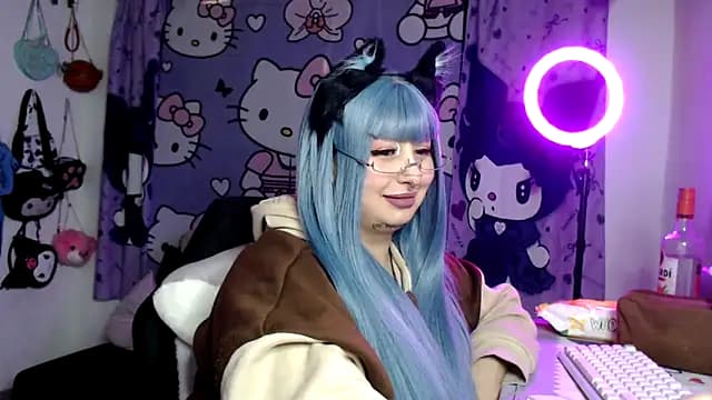 lussyevans24 live cam on Stripchat