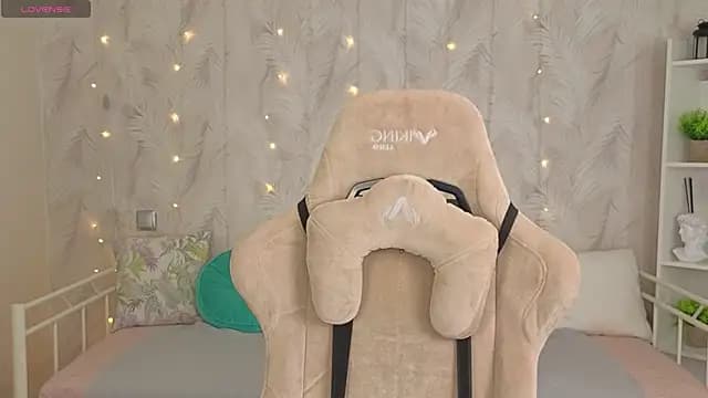 Tori_Cutie live cam