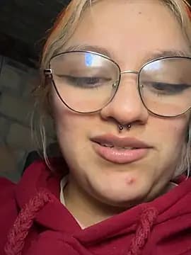 Sophia_Weest99 live cam