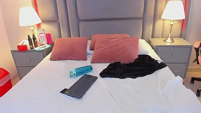 NahiaMendoza live cam