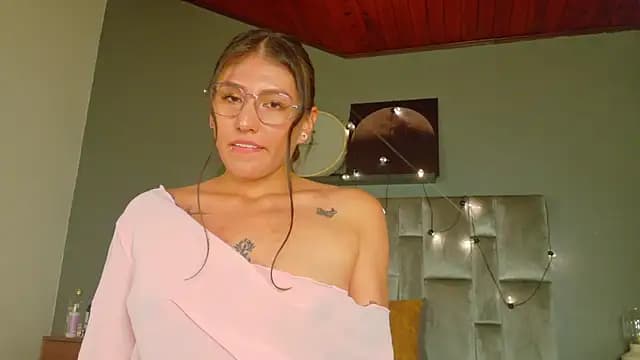 LiaaMoretti__ live cam