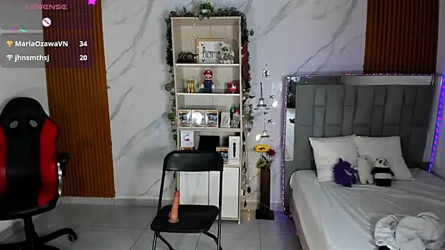 HannaSexyy live cam on Stripchat