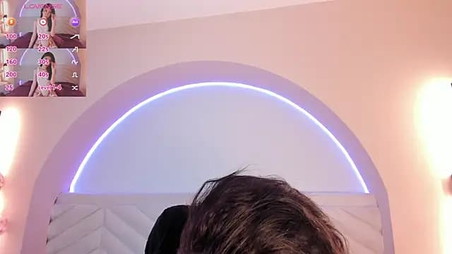 Isabella_Crofts live cam