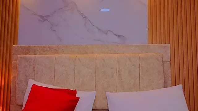 laiamilf live cam