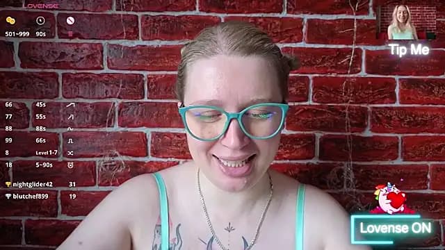 CitrusBlissss live cam