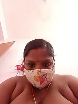 CUTE-LOVE-SWEETS live cam