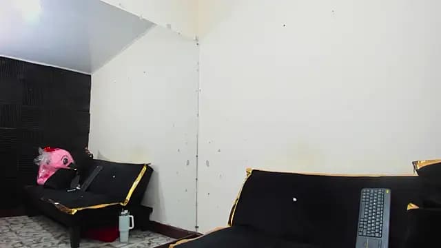 Lynn_Jones live cam