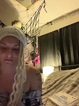 blondebarbiebae live cam