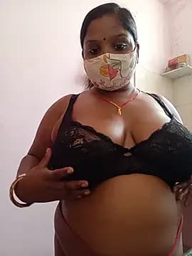 CUTE-LOVE-SWEETS live cam