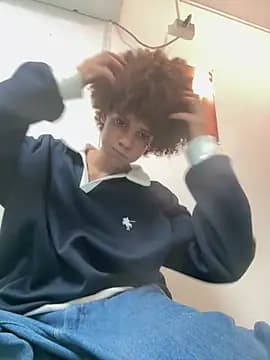 Max_Rain live cam