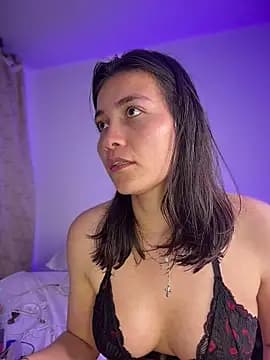 aurora_divine live cam