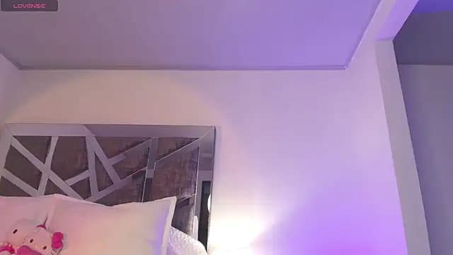 Meghann_sweet1993 live cam