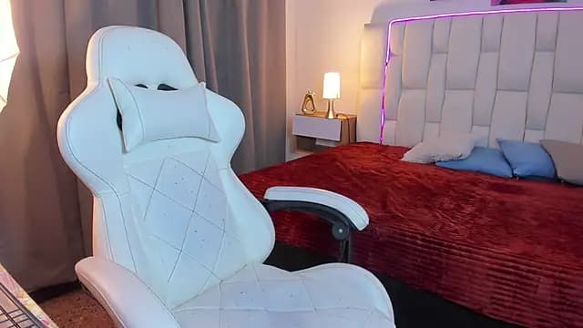 nextboywell1 live cam