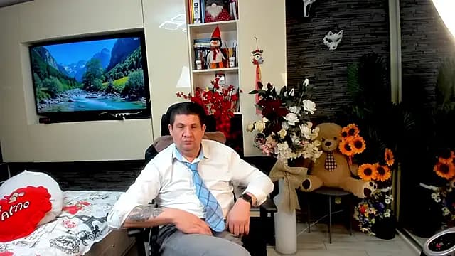 SpartacusDaddy48 live cam