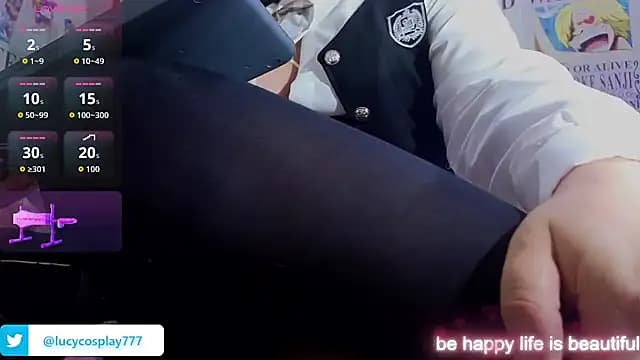 Lucycosplay777 live cam on Stripchat