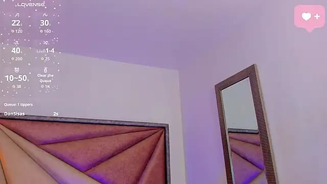 SaraWagner_ live cam