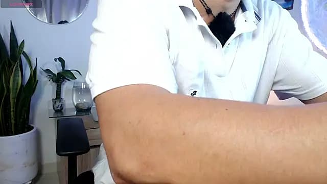 Magnuz_Col live cam