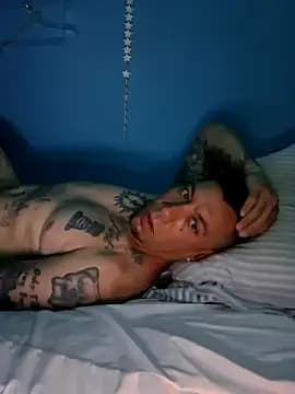Brandon23xxxgb live cam