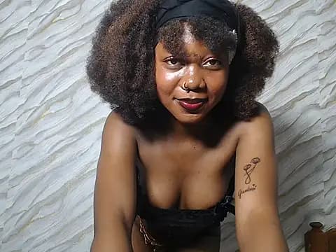 SpicyMackenzie22 live cam