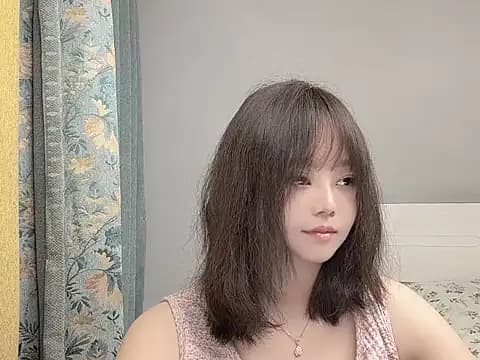 lumina88889 live cam on Stripchat