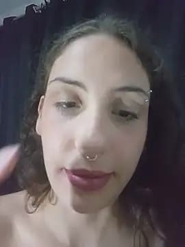 tchutchuquinha0106 live cam
