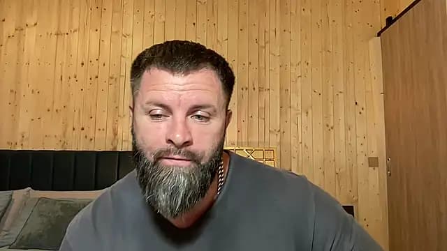 AlphaSparks live cam on Stripchat