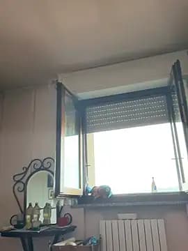 PierPesaroX live cam