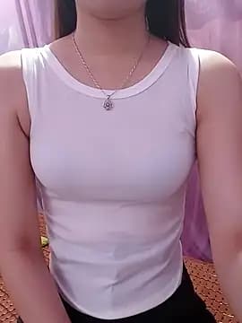 CherryBeii live cam on Stripchat