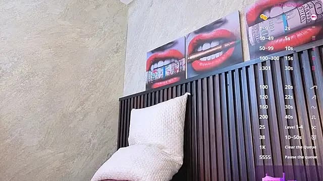 tanisha__lux live cam