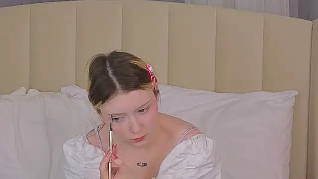 AlyssFrost live cam