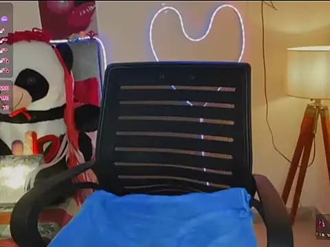 dilsheen_kaur_live live cam