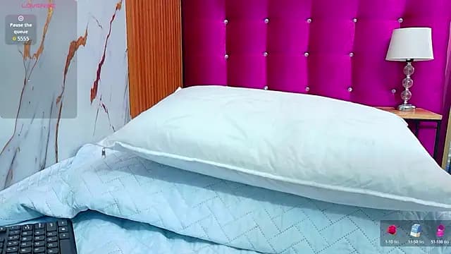 yourcuteneighbourr live cam