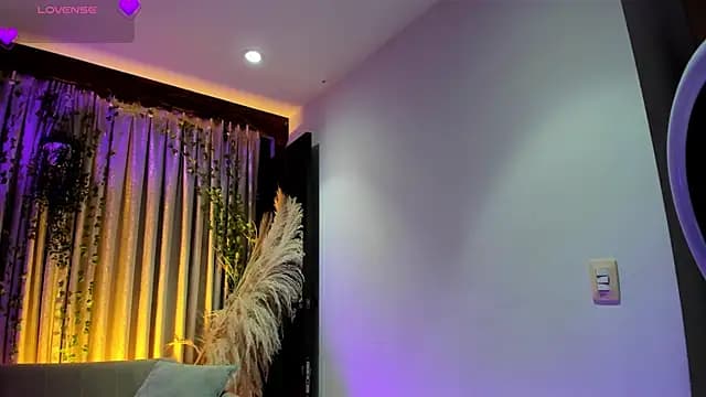 AlondraSoomer live cam